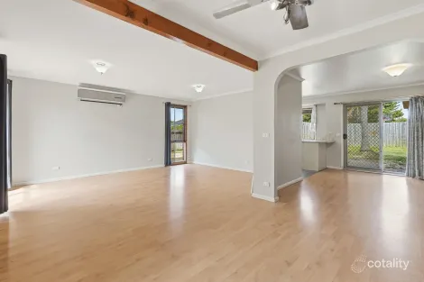 Property photo of 48 Queensbury Way Werribee VIC 3030