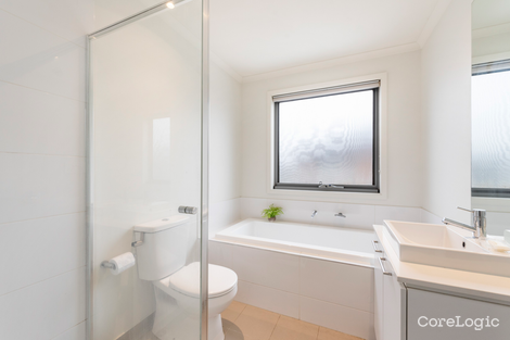 Property photo of 15 Cascades Way Wantirna South VIC 3152