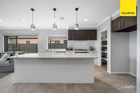 Property photo of 51 Penver Drive Cobblebank VIC 3338