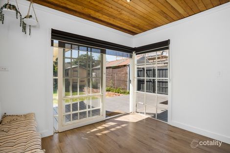 80 Ford St, Newport, VIC 3015