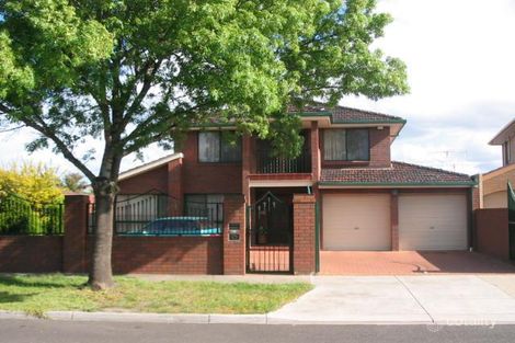 7 Capri Cres, Avondale Heights, VIC 3034