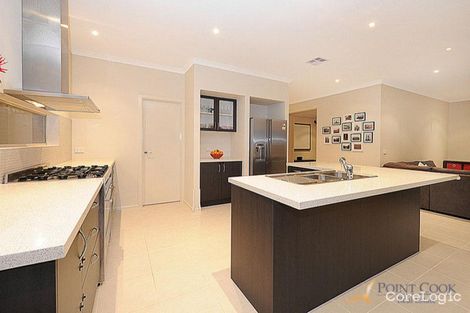 Property photo of 8 Dune Street Point Cook VIC 3030