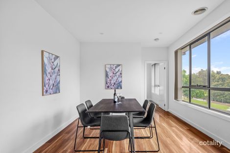 Property photo of 24 Gallantry Avenue Craigieburn VIC 3064