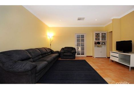 Property photo of 15 Dandenong Way Alexander Heights WA 6064