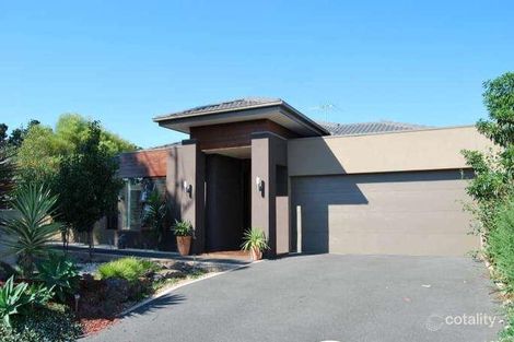 7 Honour Ct, Mount Martha, VIC 3934