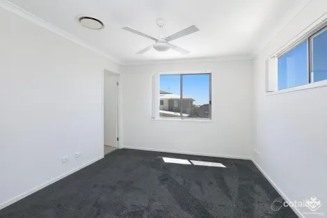 Property photo of 2 Photinia Crescent Mountain Creek QLD 4557