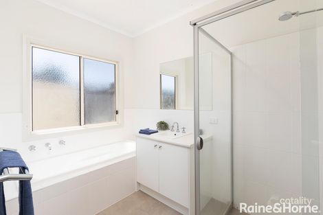 Property photo of 79 Aurora Circuit Meadows SA 5201
