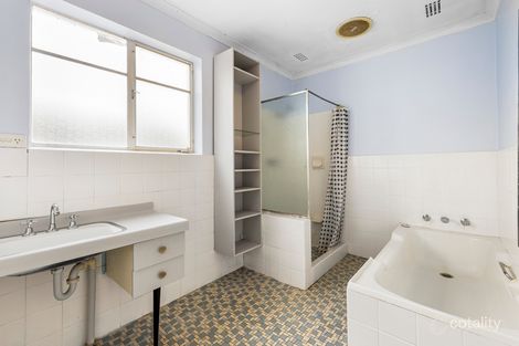 Property photo of 25 Munro Street Curtin ACT 2605