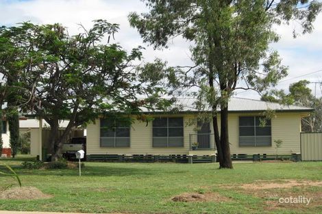 16 Rufus St, Blackwater, QLD 4717