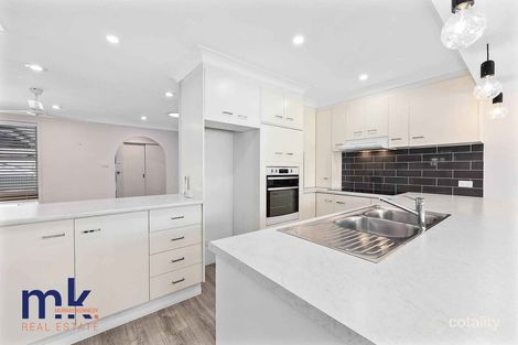 Property photo of 30 Semillon Crescent Eschol Park NSW 2558