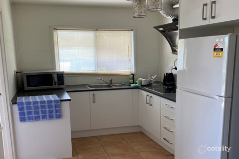 25 Paradise Rd, Slacks Creek, QLD 4127