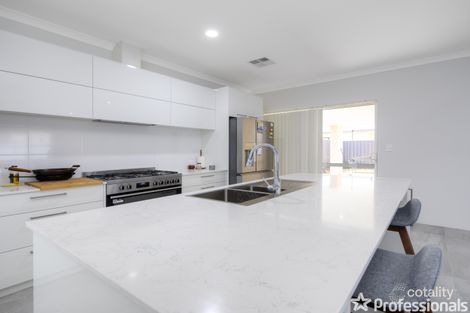 Property photo of 11 Percheron Circuit Forrestdale WA 6112