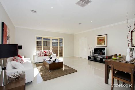 Property photo of 1/9 Anthony Crescent Box Hill North VIC 3129