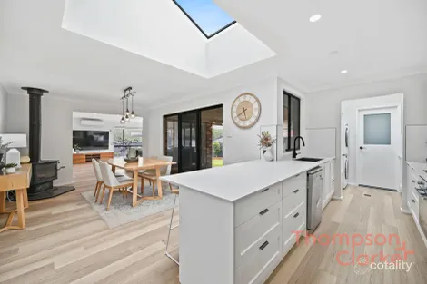 Property photo of 52 Pacific Crescent Ashtonfield NSW 2323