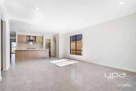 Property photo of 18 Kipling Circuit Diggers Rest VIC 3427