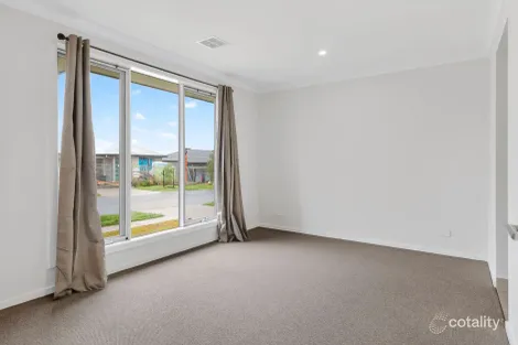 Property photo of 5 Titanium Street Kalkallo VIC 3064