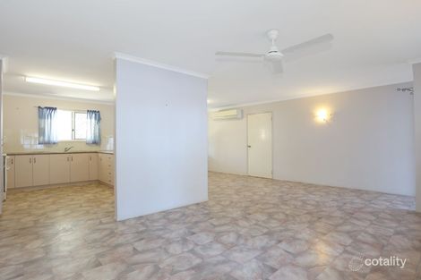 Property photo of 2/11 Andergrove Road Andergrove QLD 4740