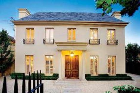 2/132 Kooyong Rd, Armadale, VIC 3143