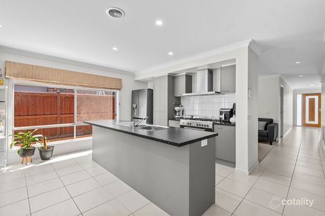 Property photo of 71 Oakpark Drive Harkness VIC 3337