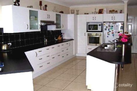 Property photo of 10 Heather Avenue Rasmussen QLD 4815