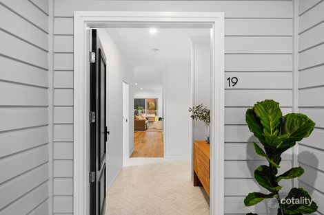 Property photo of 19 Lewis Street Camp Hill QLD 4152