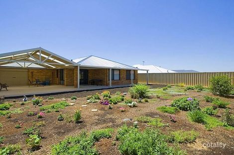 Property photo of 97 Ridgewood Boulevard Ridgewood WA 6030