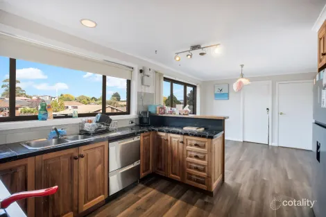 Property photo of 16 Mallard Place Newnham TAS 7248