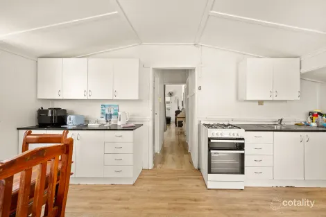 Property photo of 184 Hornibrook Esplanade Clontarf QLD 4019