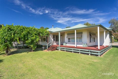 6 Drummond St, Eskdale, VIC 3701