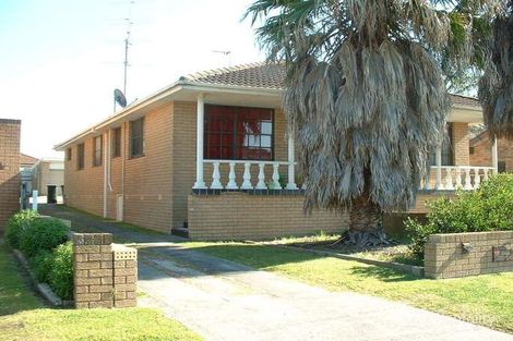 40 Osborne Pde, Warilla, NSW 2528