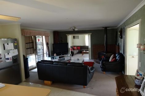 Property photo of 72 Cruikshank Drive Bagshot VIC 3551