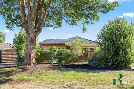 Property photo of 16A Woodley Crescent Melville WA 6156