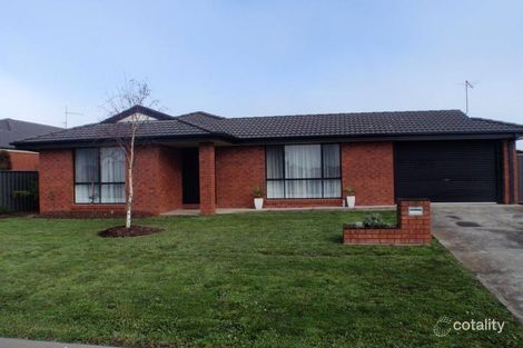 Property photo of 10 James Drive Delacombe VIC 3356