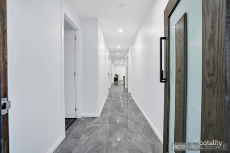 Property photo of 7 Dollarbird Drive Deanside VIC 3336