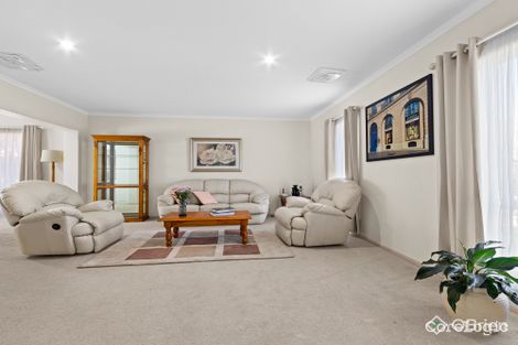 Property photo of 11 Cooinda Close Burnside VIC 3023