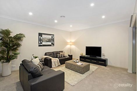 Property photo of 32 Wandarra Way Warranwood VIC 3134