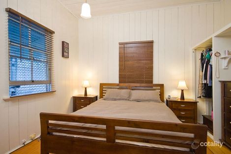 19 Manchester Tce, Taringa, QLD 4068