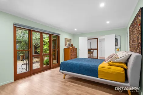 Property photo of 36 Freeman Road Durack QLD 4077