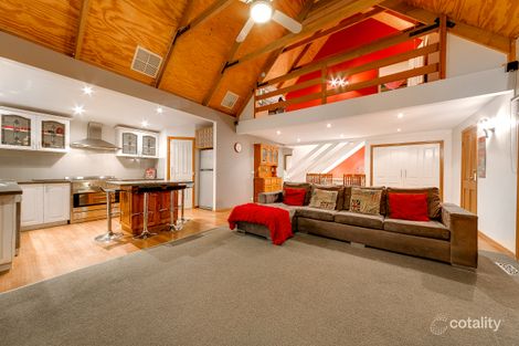 Property photo of 19 Green Acres Court Langwarrin VIC 3910