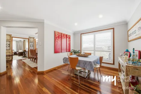 Property photo of 16 Kurrajong Circuit Mount Annan NSW 2567