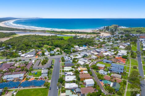Property photo of 2/2 Walker Street Crescent Head NSW 2440