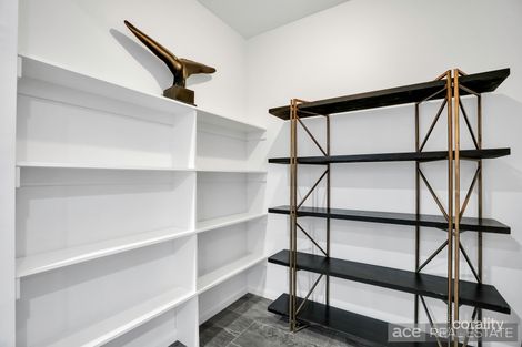 7 Dollarbird Dr, Deanside, VIC 3336