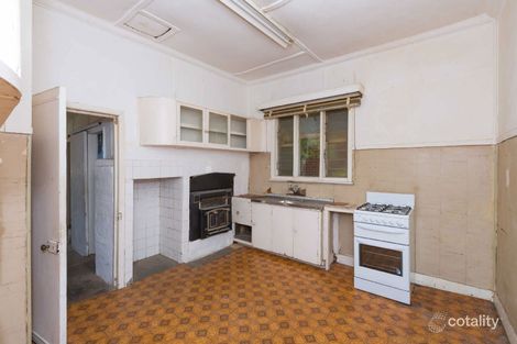 Property photo of 10 Wirth Street Flora Hill VIC 3550