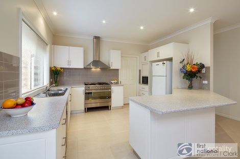 Property photo of 105 Hopetoun Road Drouin VIC 3818