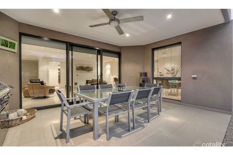 Property photo of 2 Wildfire Court Mill Park VIC 3082