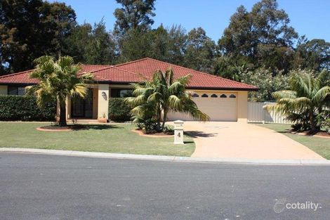 4 Sheoak Pl, Lake Cathie, NSW 2445