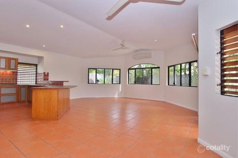 Property photo of 7 Warana Close Kewarra Beach QLD 4879