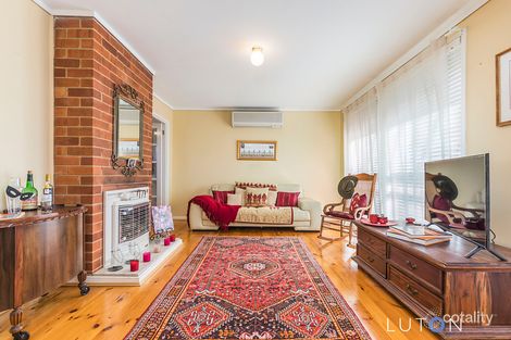 Property photo of 122 Kalgoorlie Crescent Fisher ACT 2611