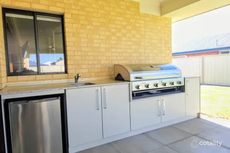 Property photo of 31 Jupiter Drive Australind WA 6233