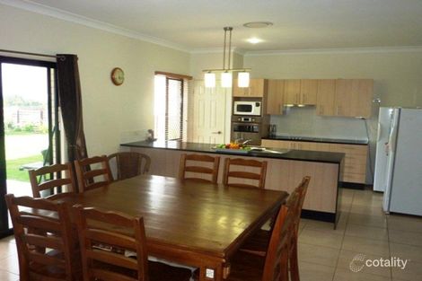 Property photo of 26 Currawong Drive Highfields QLD 4352